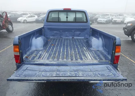 1999 Toyota Tacoma z USA, uszkodzony, nr VIN 4TANL42N7XZ484943